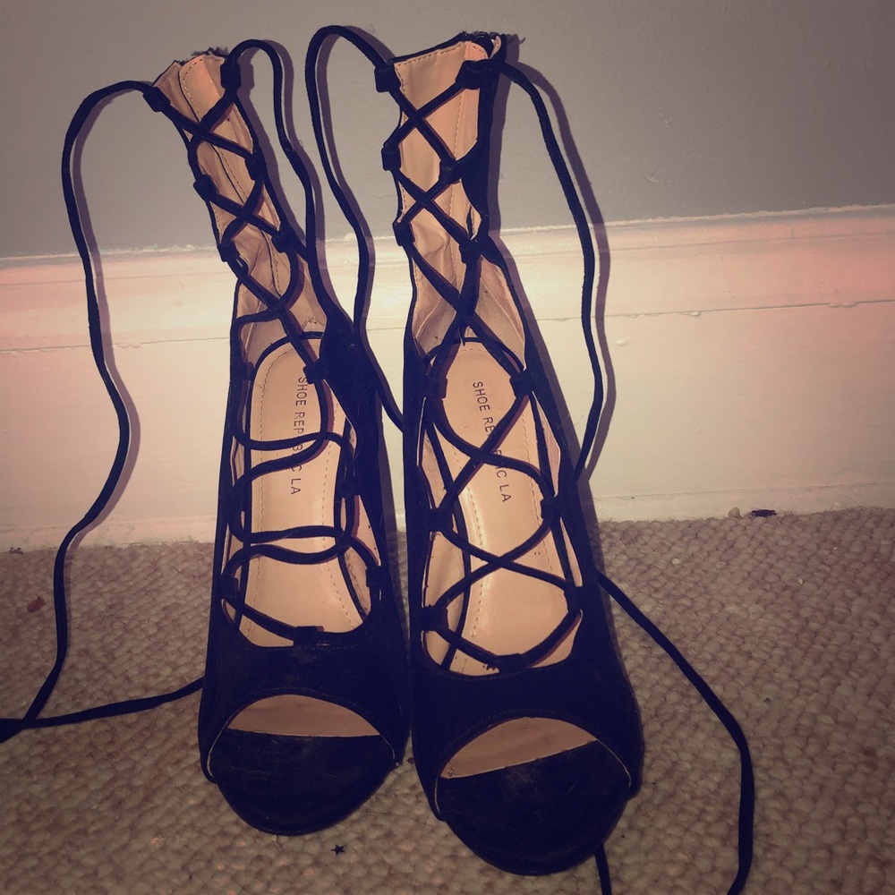 Never worn heels